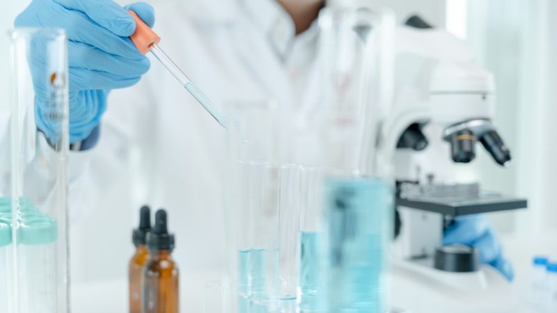 生物医药外包行业：上市公司营收对比背后的趋势解析